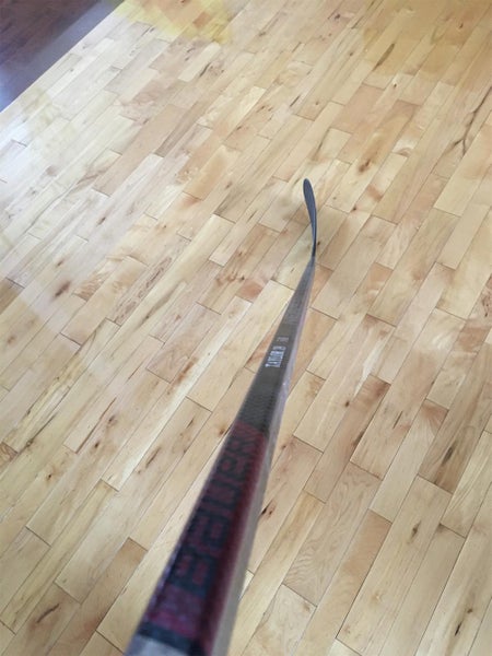 New Nexus 2N Hockey Stick RH Mid Senior Pro Stock