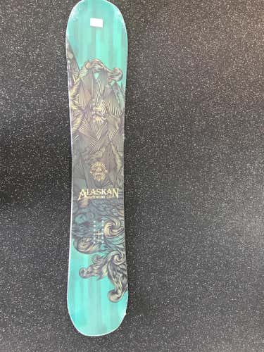 New 156 - 160 cm Mountain twin camrock Snowboard