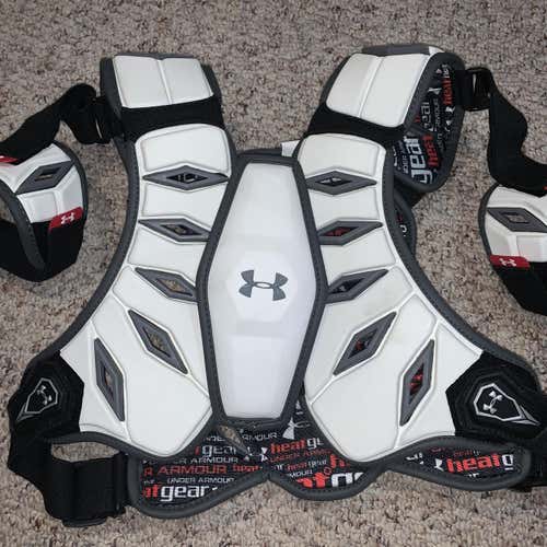 Medium Spectre Shoulder Pads