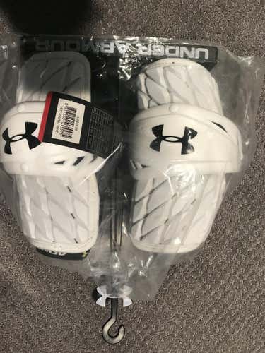 New Large Under Armour VFT Plus Arm Pads