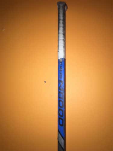 Nexus 8000 Hockey Stick Righty Mid Senior