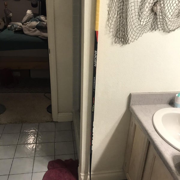 Vapor FlyLite Hockey Stick Righty Toe Senior Pro Stock