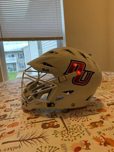 Player Evo Helmet Adult