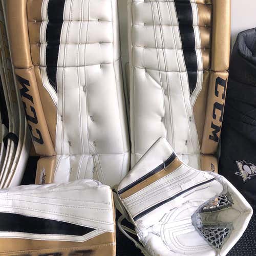 Penguins Casey DeSmith CCM Extreme Flex II E-Flex II Pro Goalie Full Set Pads Glove Blocker