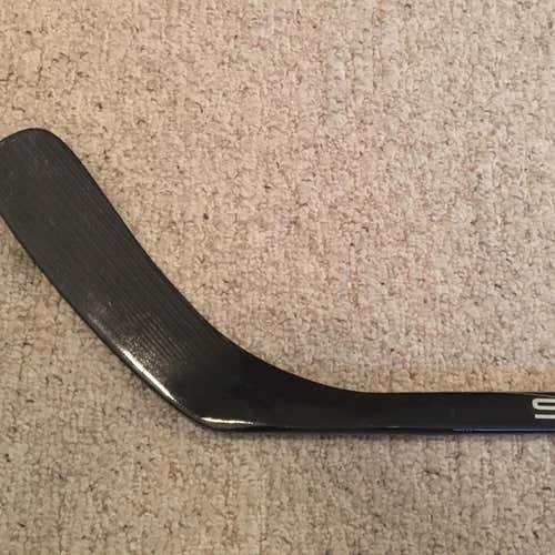New SKILLE 11K SickKick III Hockey Stick Righty Senior Pro Stock