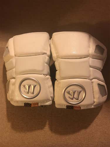 Large Evo Elbow Pads - White