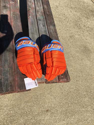 Bauer Gloves Senior Pro Stock used twice