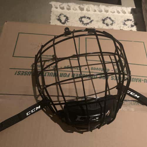 CCM Medium FM680  Senior