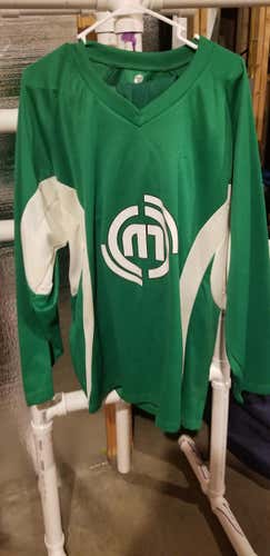 Firstar Men's XXL practice hockey jersey Kelly green #10