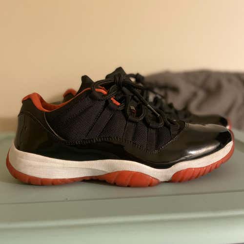 Air Jordan Bred 11 Low