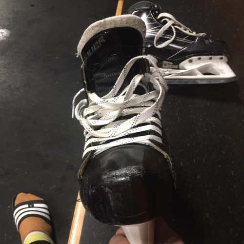 Supreme 1S Hockey Goalie Skates Senior Pro Stock Size 9