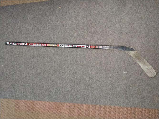 EASTON F-100 CARBON TIP RIGHTY HOCKEY STICK