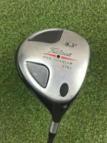 Titleist 975J 9.5* Driver, Titleist Ultralight Graphite Technology Stiff Flex,