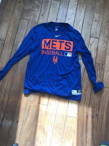 Large Nike Mets Long Sleeve Tee Shirt