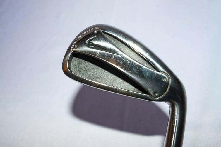 4 IRON NIKE RH 38.25" STEEL STIFF NEW GRIP