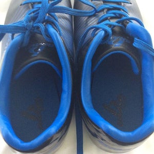Brava Soccer Cleats Boys Youth Size 3D Excellent Condition