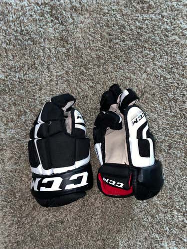 U+ 06 Gloves Senior Pro Stock