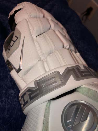 *NEW* M4 Lacrosse Glove! RIGHT ONLY