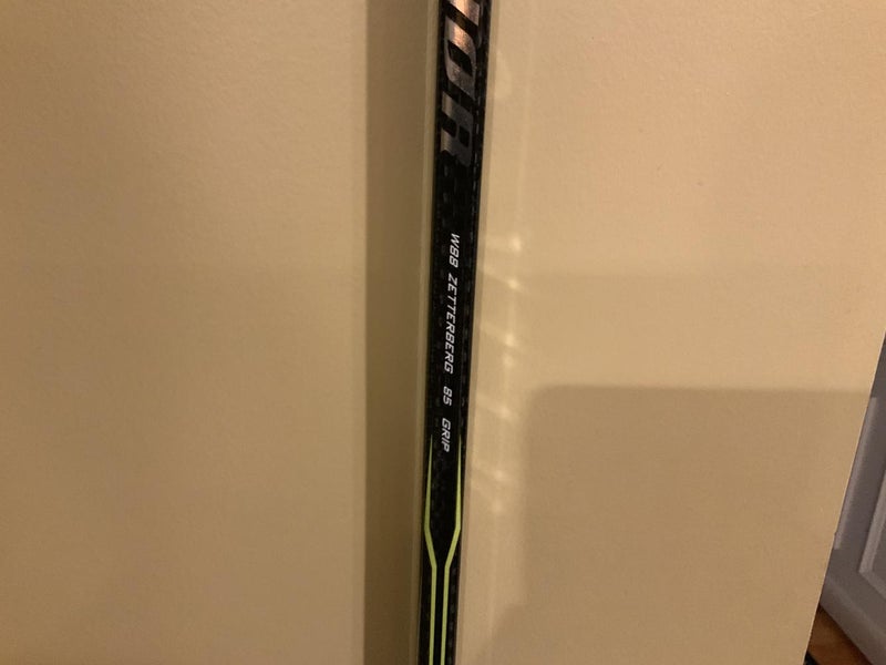 New Warrior Alpha QX Hockey Stick Lefty Mid Senior