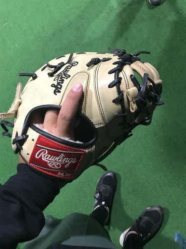 Gold Glove Elite Baseball Glove