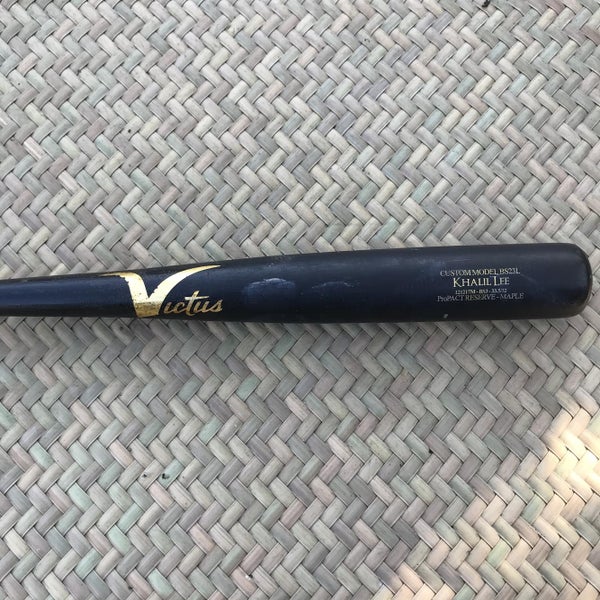 Victus ProPact Reserve BS23L: 33.5in 32oz (Maple/MLB Wood)