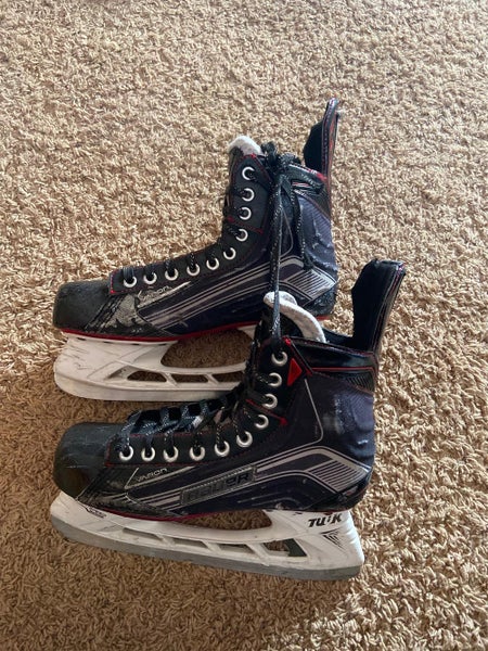 Vapor X500 Hockey Skates Senior Size 8.5