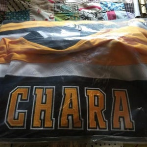 #33 Zdeno Chara Boston Bruins Reebok Extra Large Jersey from Sport Authentix Autographed