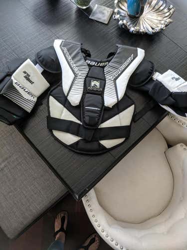 Large Bauer Prodigy  3.0 Chest and Arm Protector Goalie Chest Protector Junior