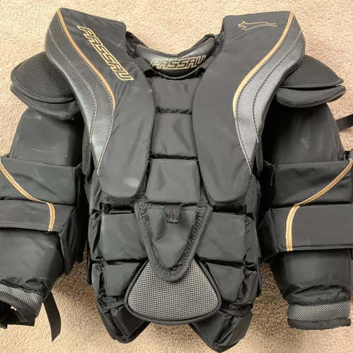 Extra Large Passau Goalie Chest Protector Senior