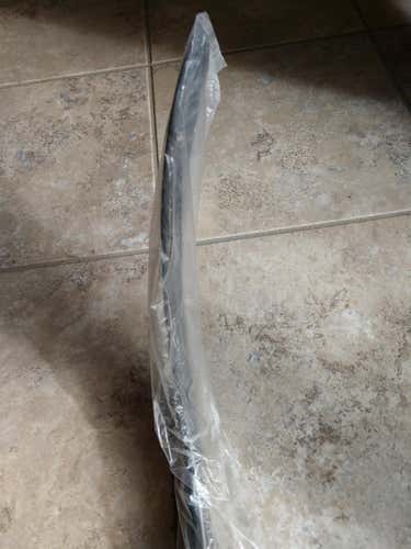 New Bauer Vapor APX2 Hockey Stick Lefty Mid