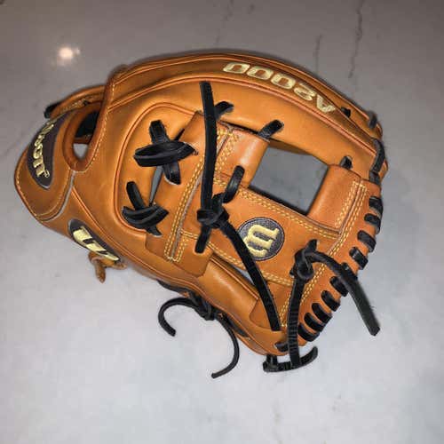 A2000 Baseball Glove