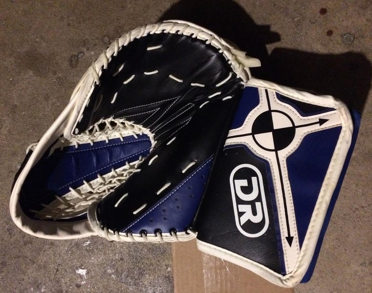 New Vintage D&R Quantum 2 Goalie Glove Full Right Senior
