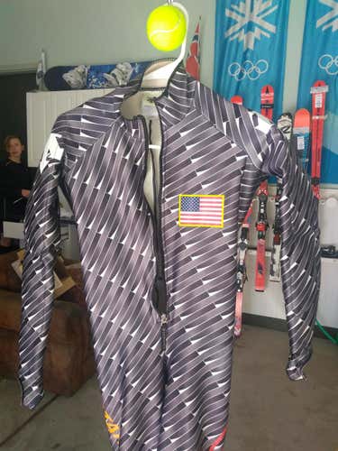 Descente Junior Downhill Race Suit, size 18