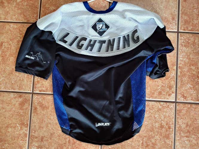 Rare NHL Tampa Bay Lightning roller hockey Jersey XL Bauer (fits like Men's medium)