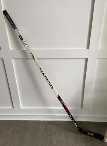 Bauer Vapor XXXX - Left Handed Hockey Stick - Senior 77 Flex - P88 Lindstrom Curve