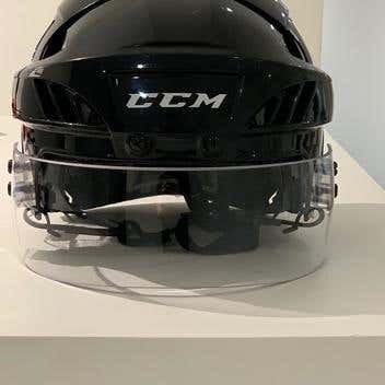 Medium CCM FL80 Helmet + Oakley Visor Pro Stock