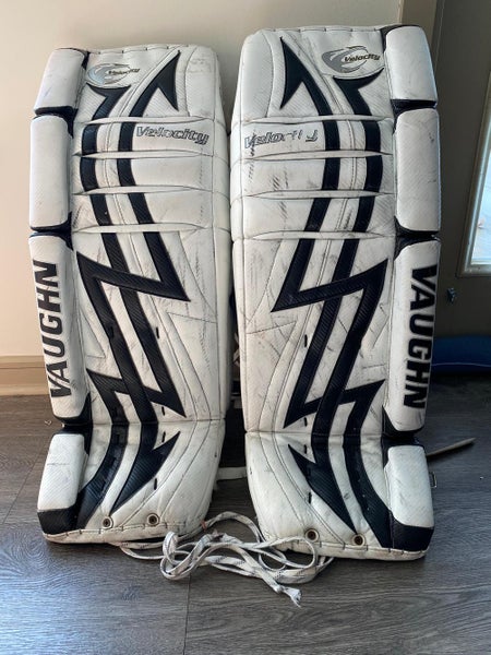 34" + 1 Vaughn Velocity V3 Goalie Leg Pads Senior