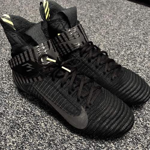 BN Nike Alpha Flyknit Size 11.5 Cleats
