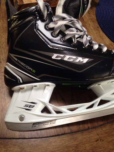 RibCor 66K Hockey Skates Size 7.5