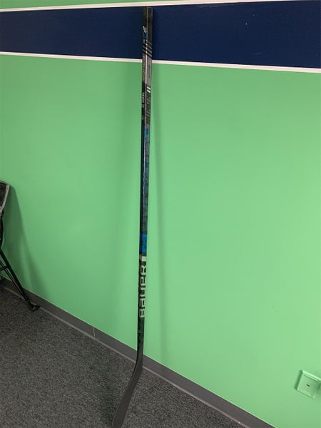 Nexus 2N Pro Hockey Stick Righty Unknown Senior Pro Stock