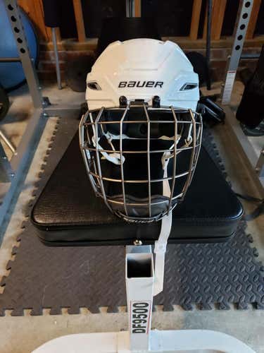 White Medium Bauer IMS 11.0 Helmet