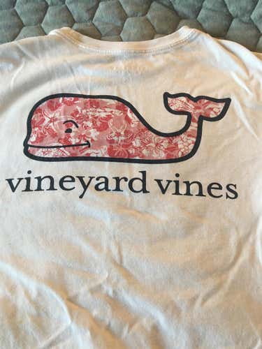 Vineyard Vines, white shortsleeve (Boys M)
