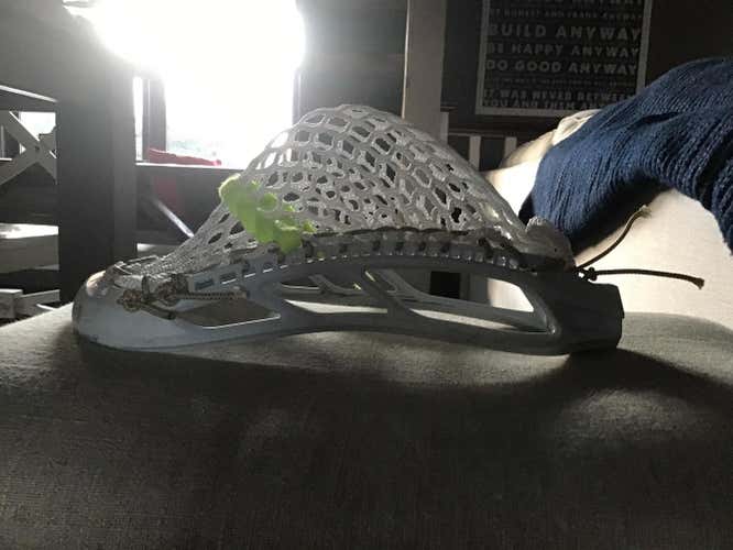 Slightly used ( not used for any reps on faceoff)  StringKing Mark 2F Head with a custom string job