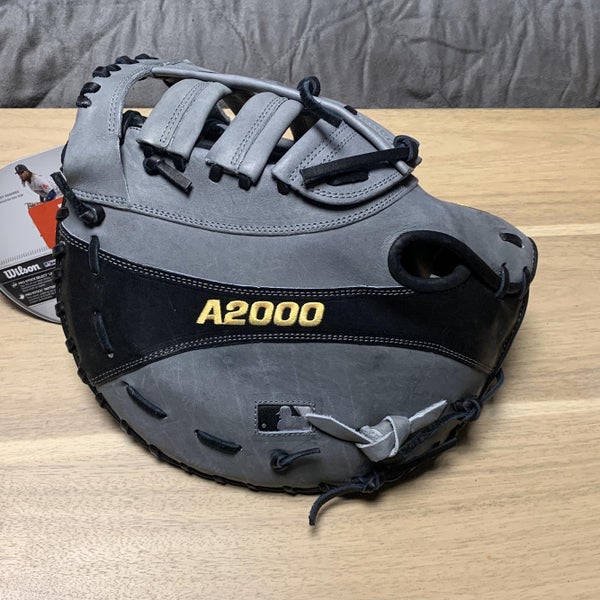 New Wilson A2000 12” First Base Mitt