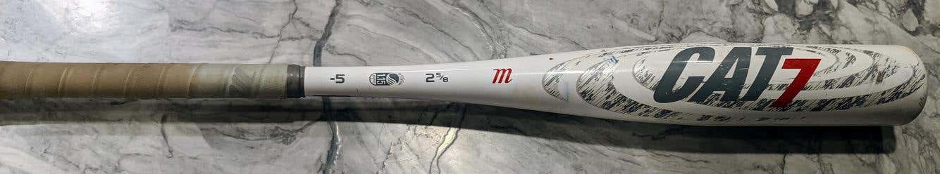 White Marucci CAT 7 Bat