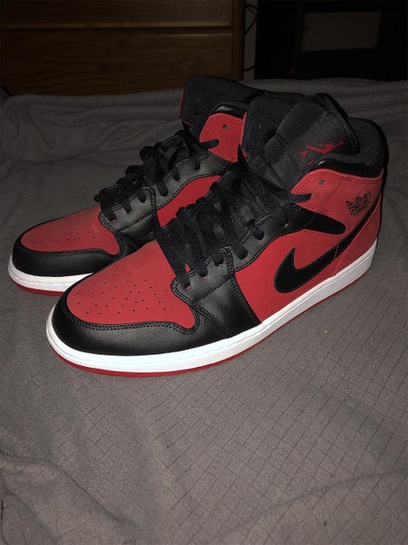 13 (Women's 14) Air Jordan Shoes