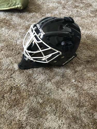 Black Bauer Goalie Mask Senior Pro Stock