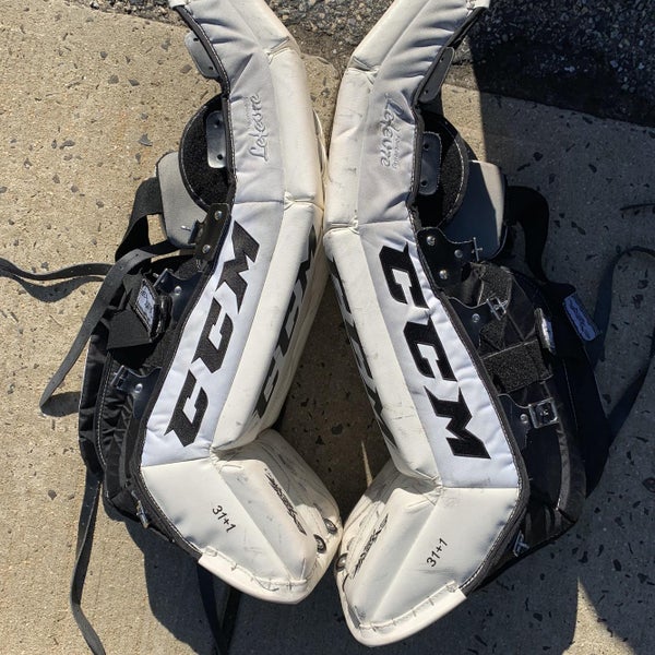 White 31" Extreme Flex II Goalie Leg Pads Senior