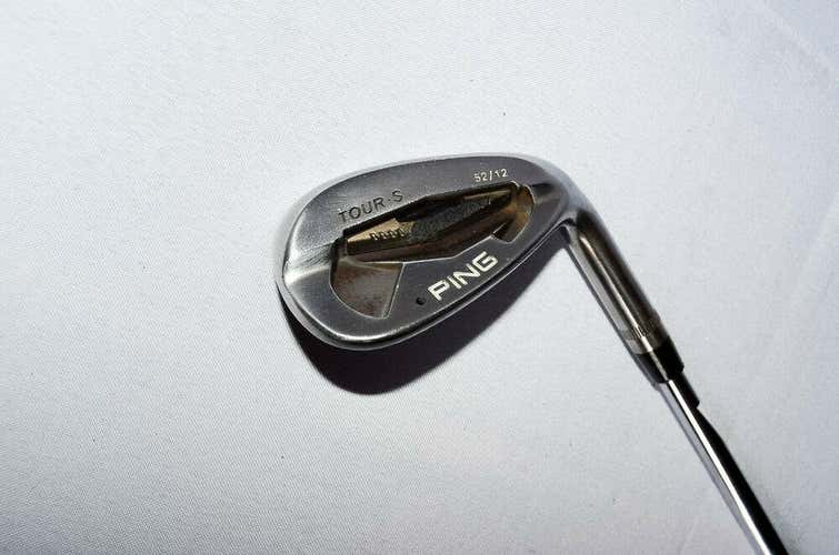 52 DEGREE WEDGE PING TOUR S RH 35.5" STEEL STIFF