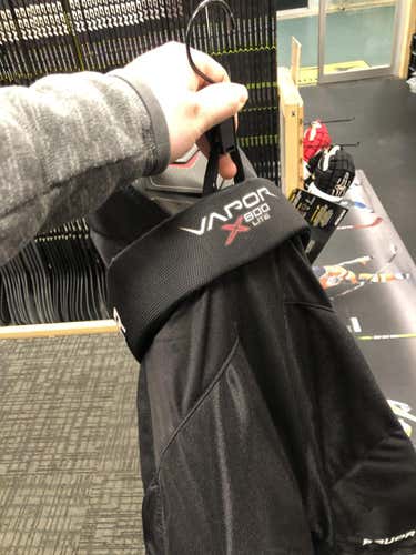 New Medium Bauer vapor x800 lite Hockey Pants Junior